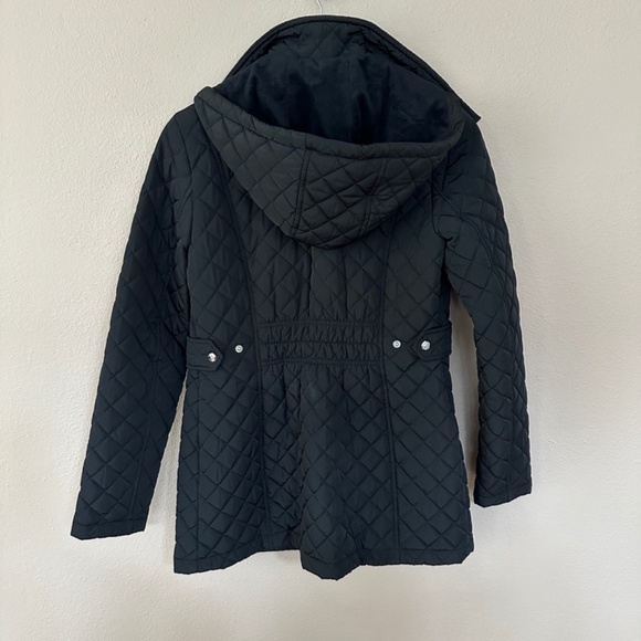 SOLD Calvin Klein Women's Mid-Weight Diamond Quilted Jacket | Size: XS | Black - Picture 2 of 5